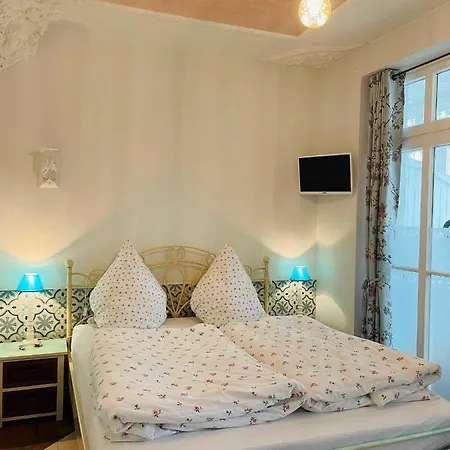 Waldrose Apartment