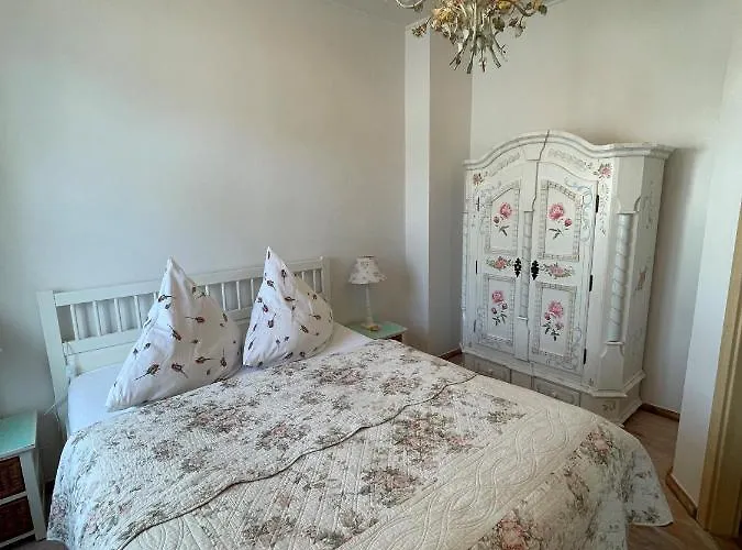 Waldrose Apartment