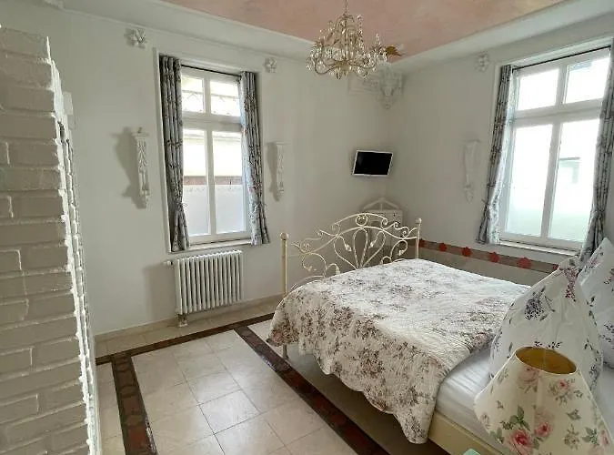 Waldrose Apartment *