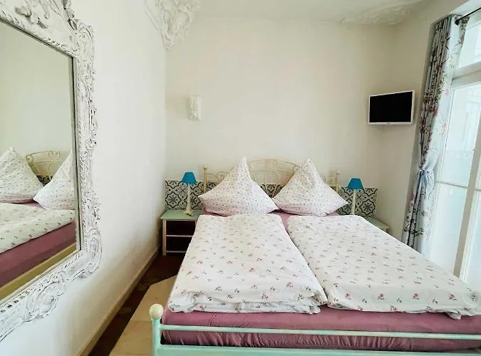 Waldrose Apartment